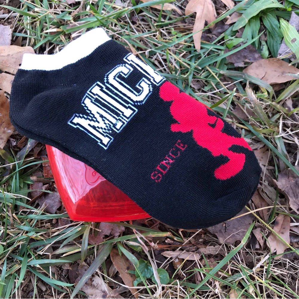 MICKEY MOUSE WOMEN SHOES ONE SIZE FITS ALL (ONE PAIR ONLY)